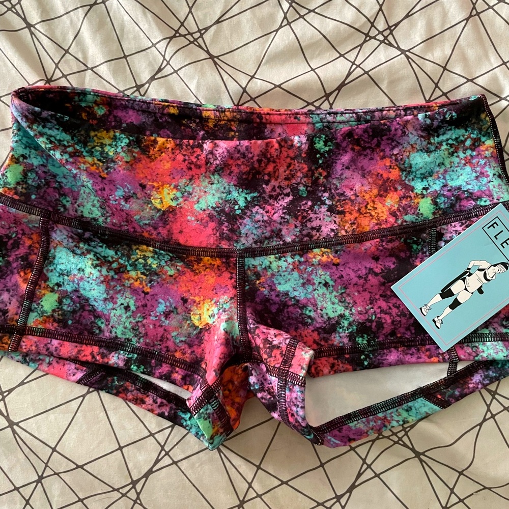 FLEO 💗🧡💜💕 BNWT RAINBOW DUST! M LRC 💕